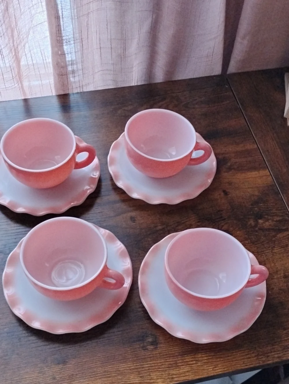 Hazel Atlas Rippled Saucers With Pink Cups